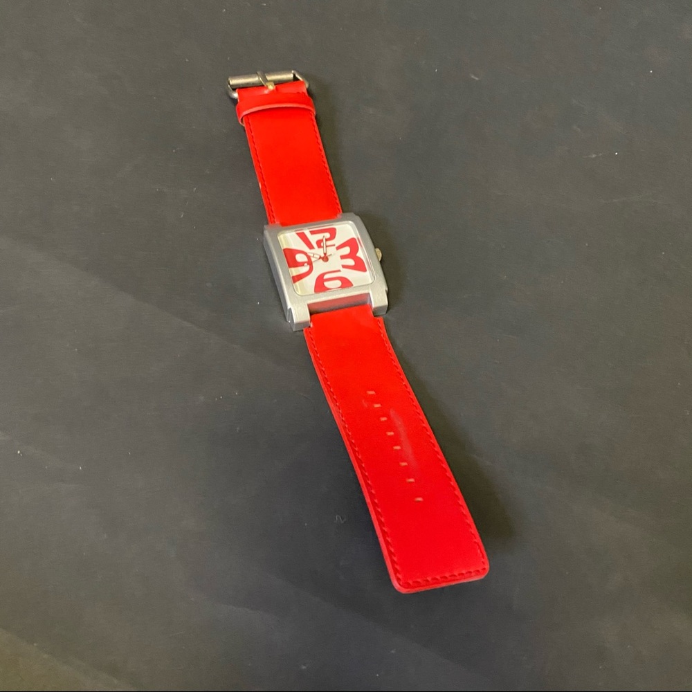 Red 60-70’s style Wrist Watch